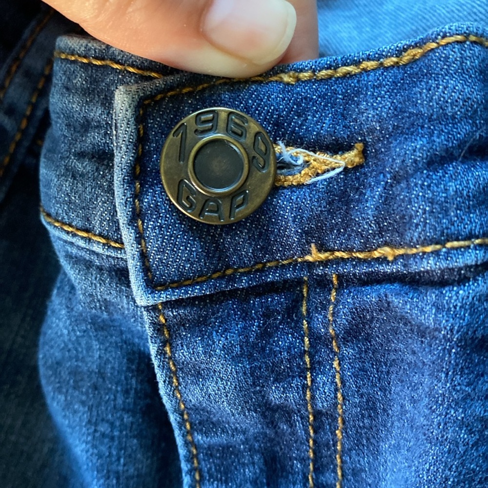 Gap Boyfriend Fit Jeans - image 3